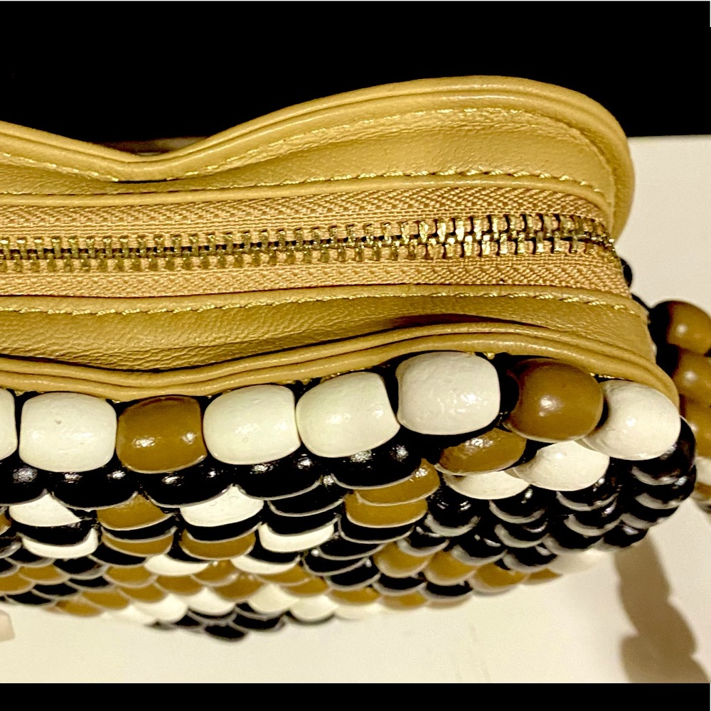 Maje Wooden Bead Black Tan & White Heart Bag NWT - Picture 8 of 16